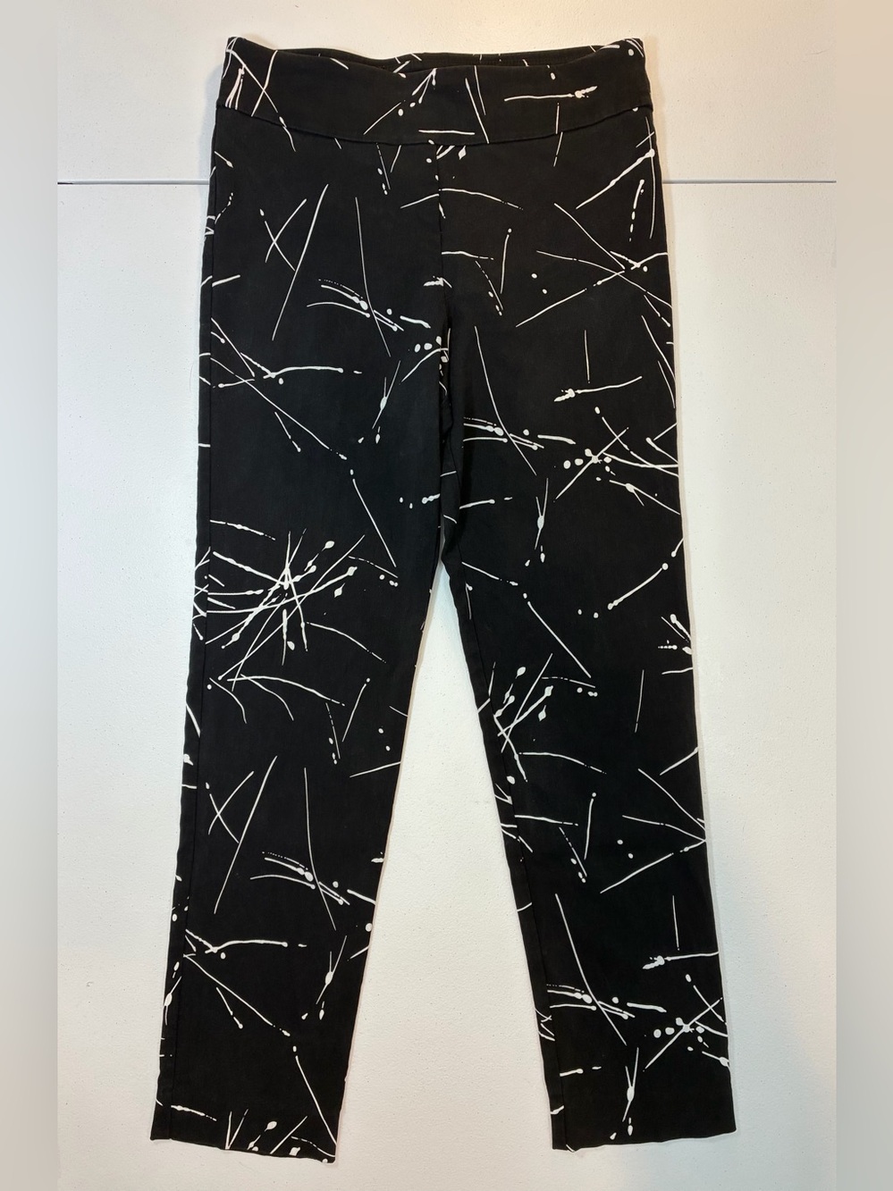 Krazy Larry Abstract Paint Splatter Pull-on Stretch Ankle Pants Black - Size 8